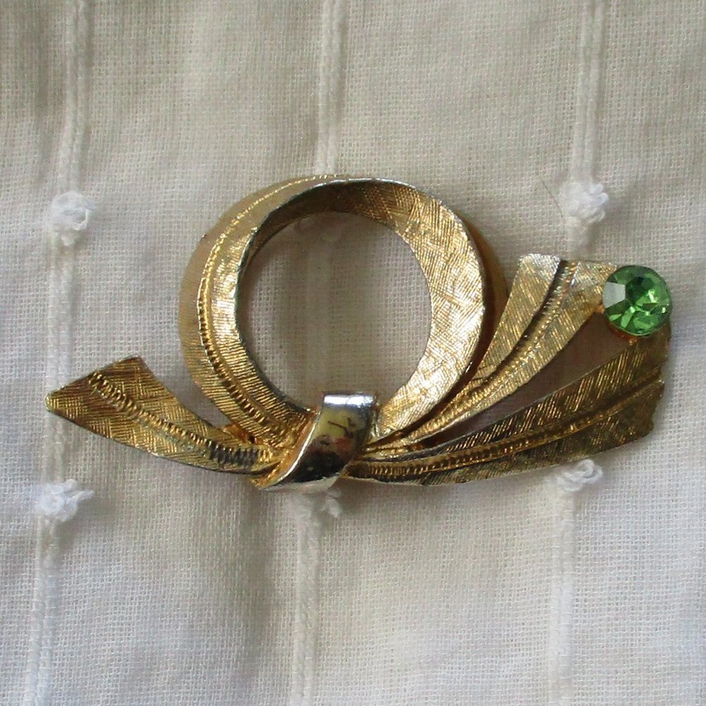 Vintage scarf clip